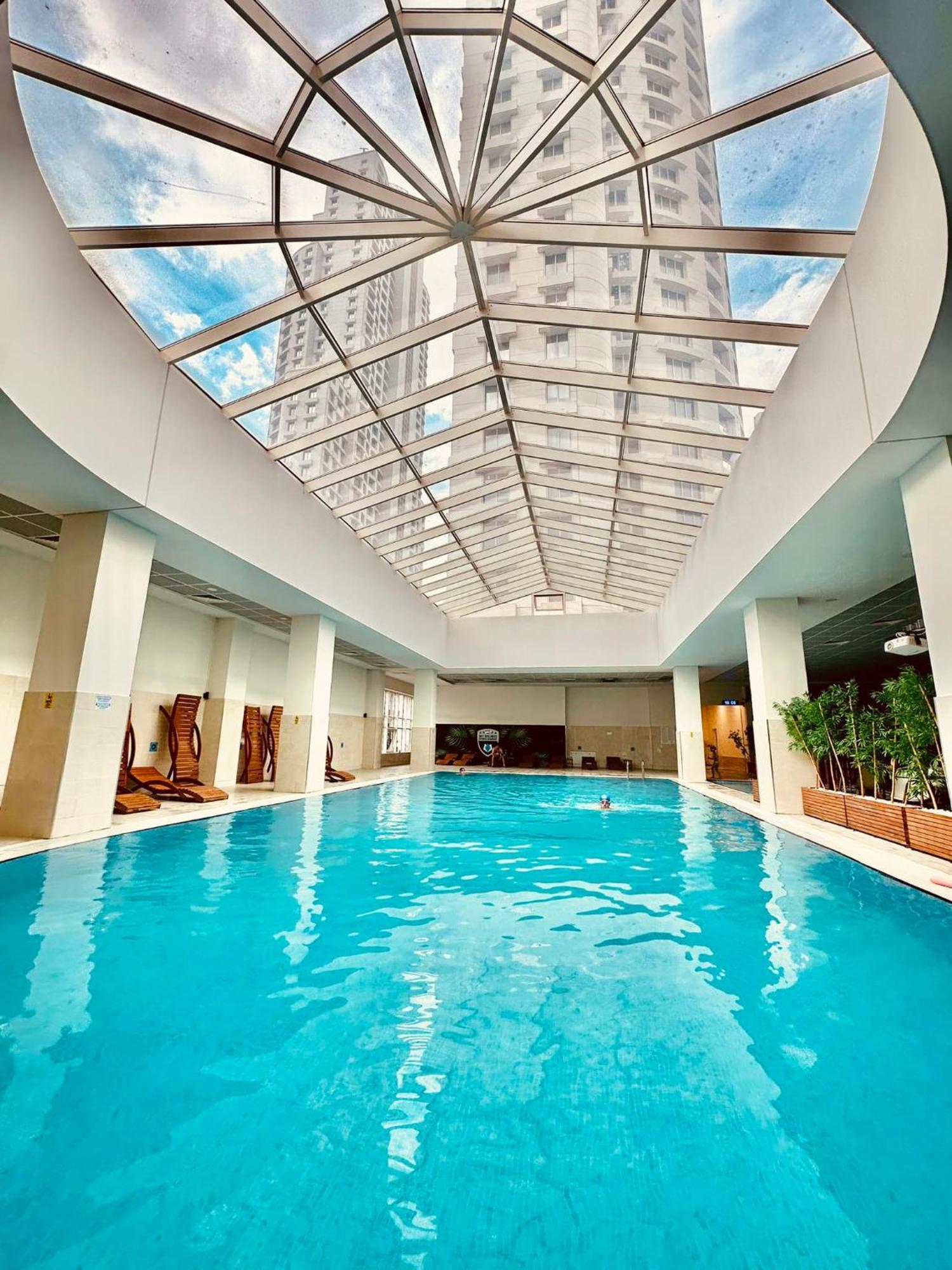 Skopje Sky City 19Th Floor Twin & 12Th Floor & 25Th & 33 Floor Apartments & With Pool & Spa & Gym & Parking Included In Price Extérieur photo