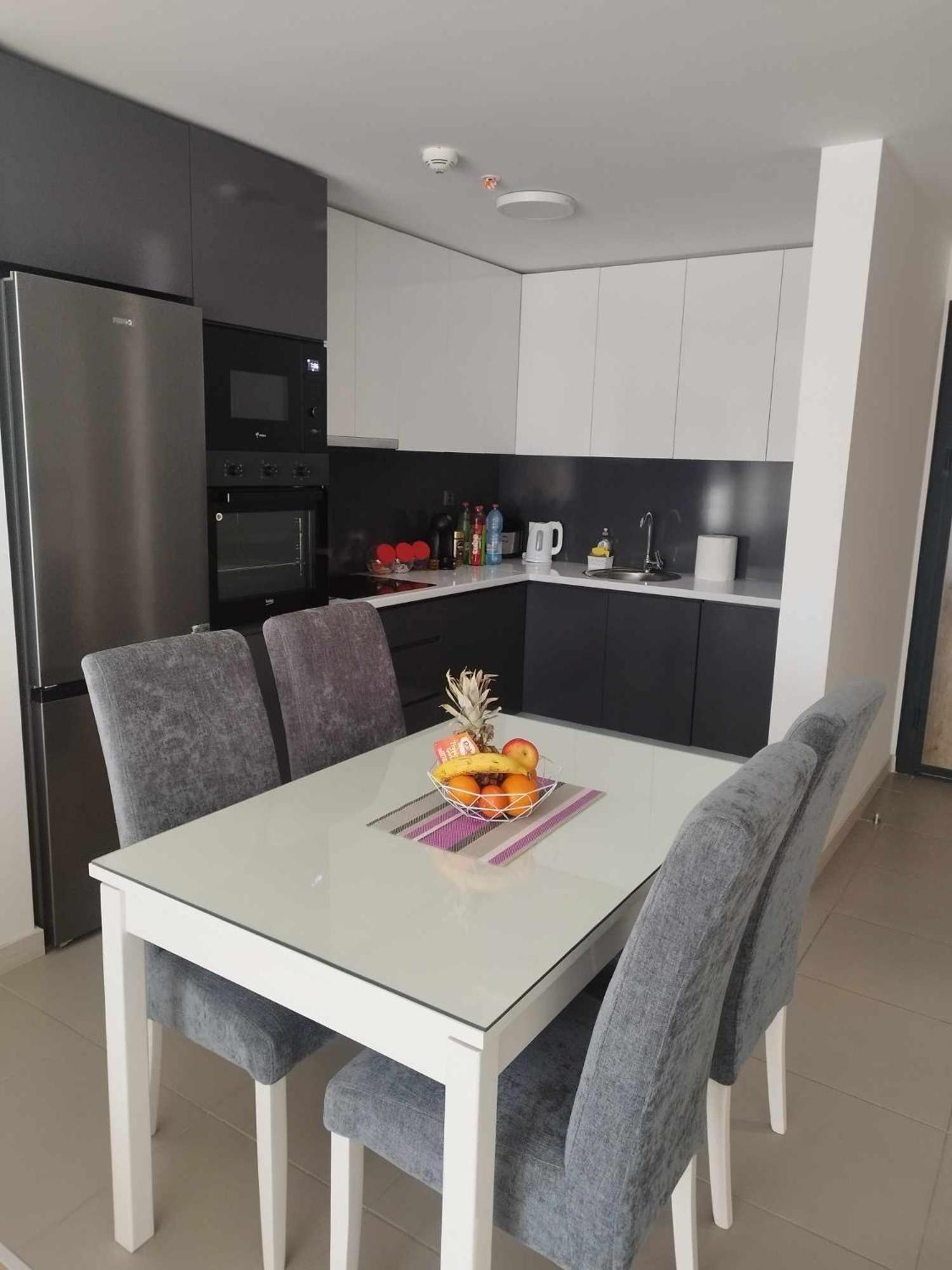 Skopje Sky City 19Th Floor Twin & 12Th Floor & 25Th & 33 Floor Apartments & With Pool & Spa & Gym & Parking Included In Price Extérieur photo