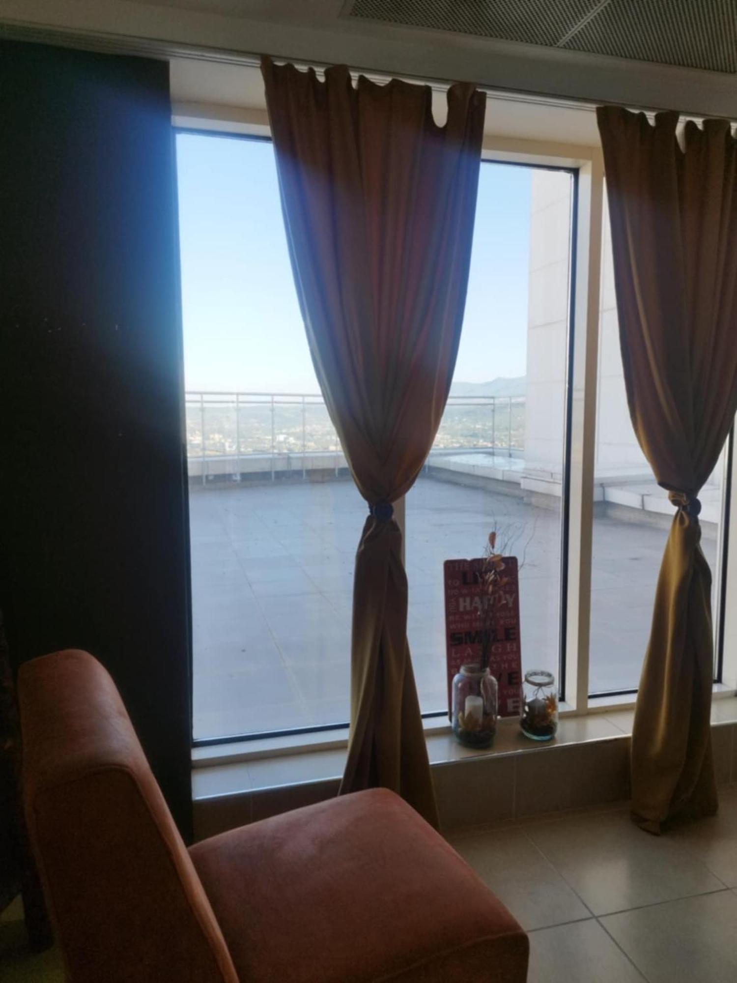Skopje Sky City 19Th Floor Twin & 12Th Floor & 25Th & 33 Floor Apartments & With Pool & Spa & Gym & Parking Included In Price Extérieur photo